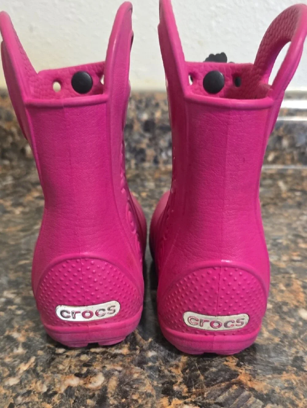 CROCS Kids' Bright Pink Pull-On Rain Boots with Charms